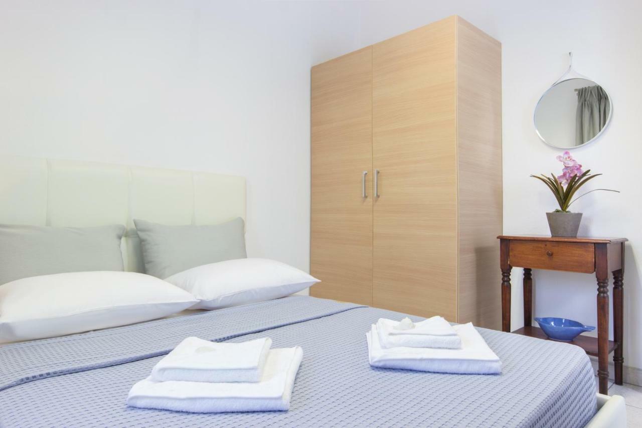 Agora Apartment Лименас Екстериор снимка